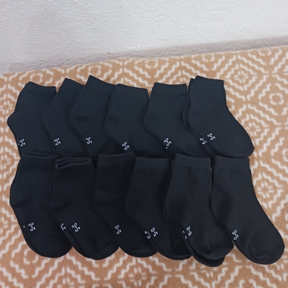 BLACK SCOKS - Picture 2 of 2